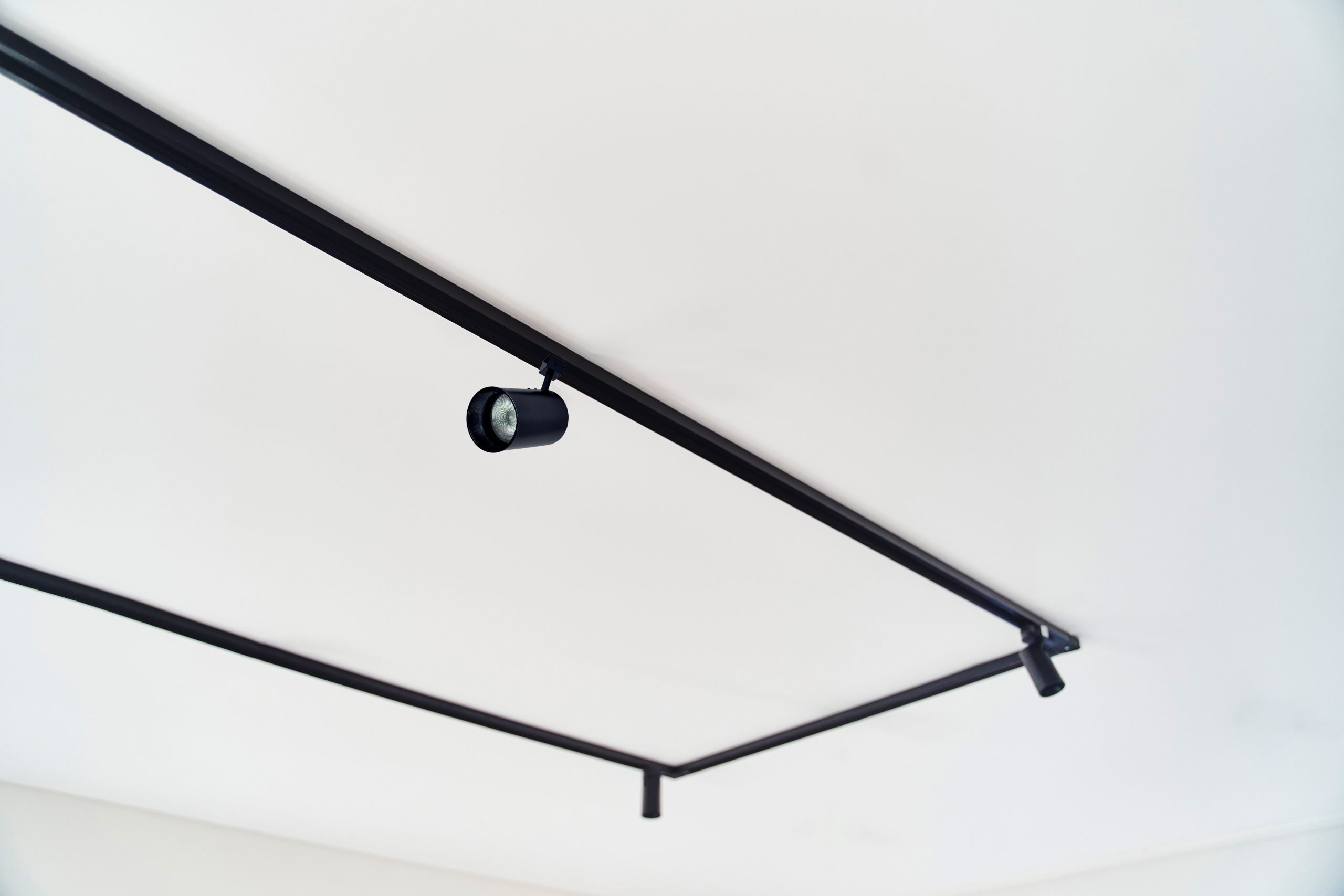 NTH102B_CEILING TRACK